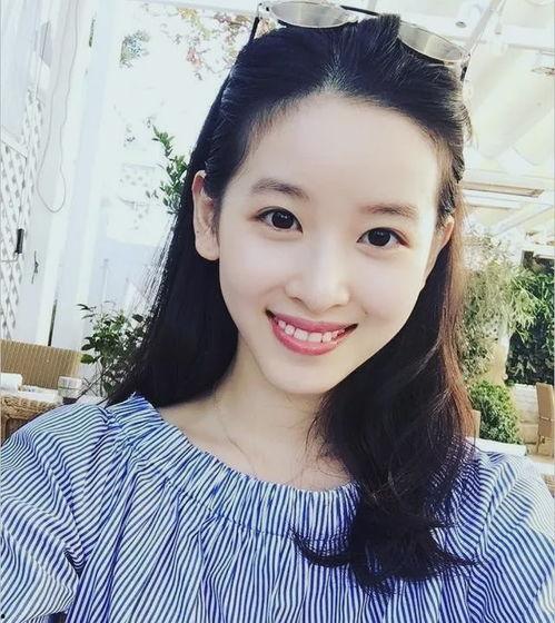 章泽天 吃瓜,揭秘娱乐圈背后的真相与八卦