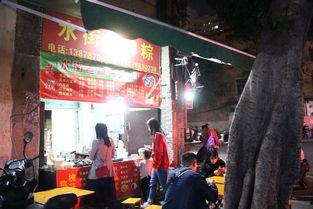 罗江水街吃瓜,夏日吃瓜,品味悠闲时光